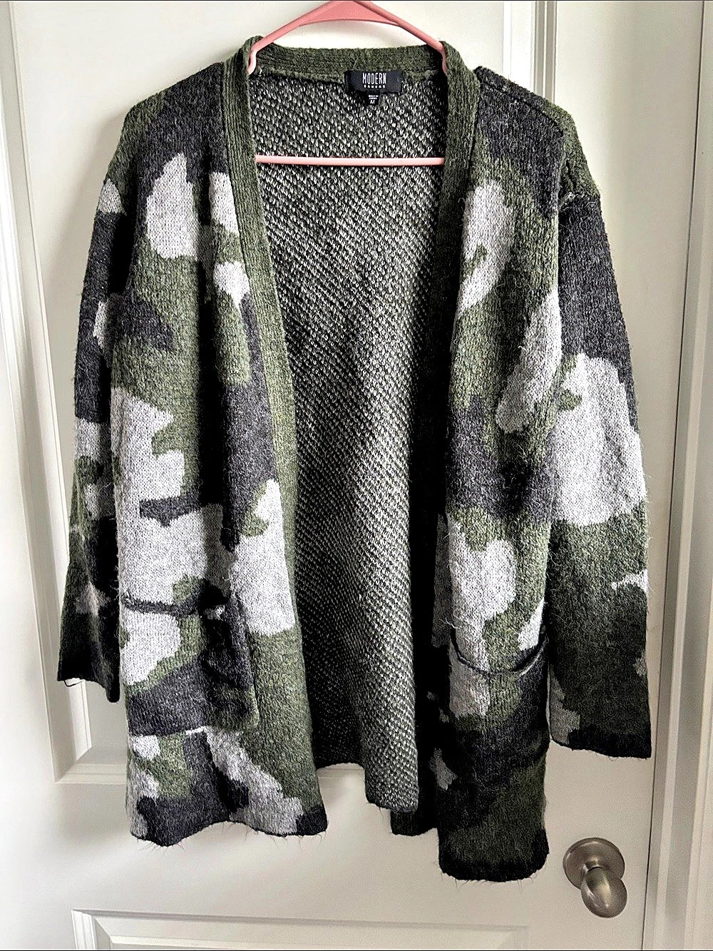 Women's Camo Cardigan in Green & Black